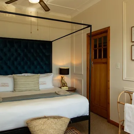 Sonnekus Boutique Hotel & Bistro Kalk Bay Exterior photo