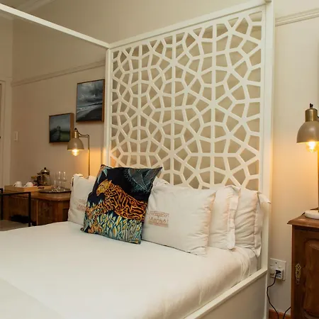 Sonnekus Boutique Hotel & Bistro Kalk Bay Exterior photo