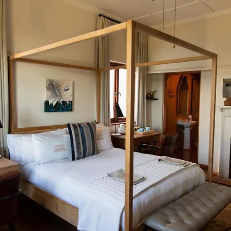 Sonnekus Boutique Hotel & Bistro Kalk Bay Exterior photo