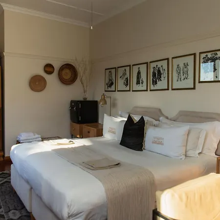 Sonnekus Boutique Hotel & Bistro Kalk Bay Exterior photo