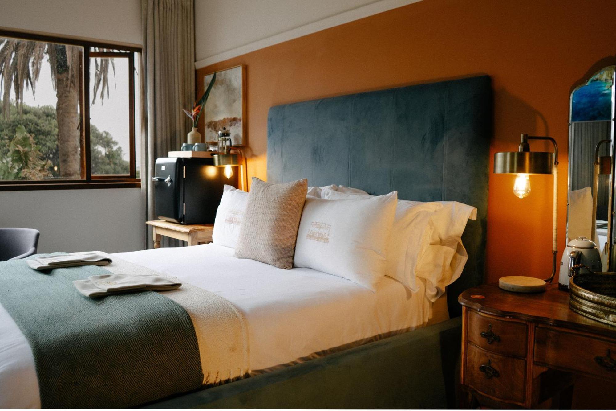 Sonnekus Boutique & Bistro In St Kalk Bay